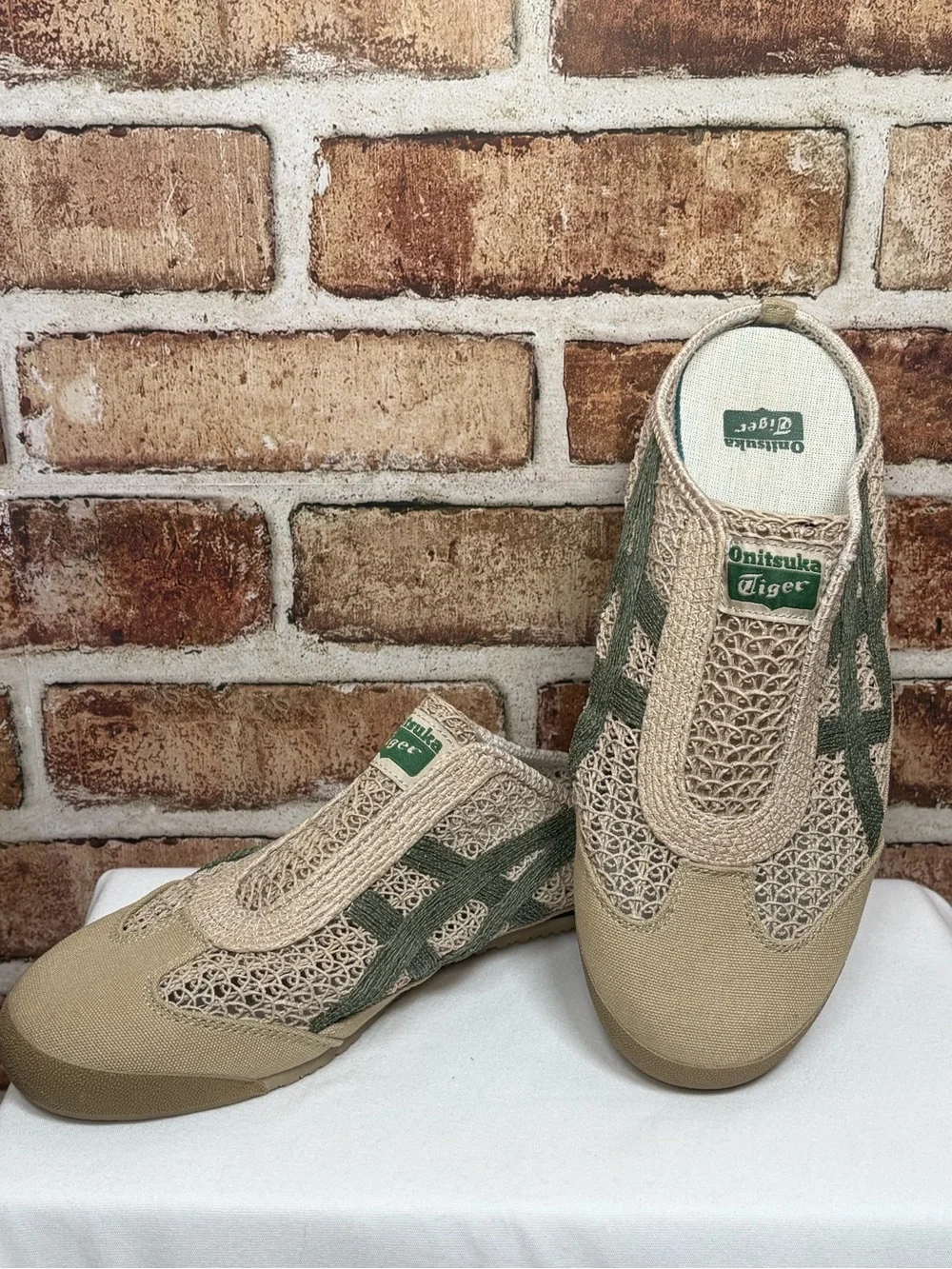 Onitsuka Tiger Mexico 66 Sabot Beige Green Mesh Slip On Mules US 7 Unisex